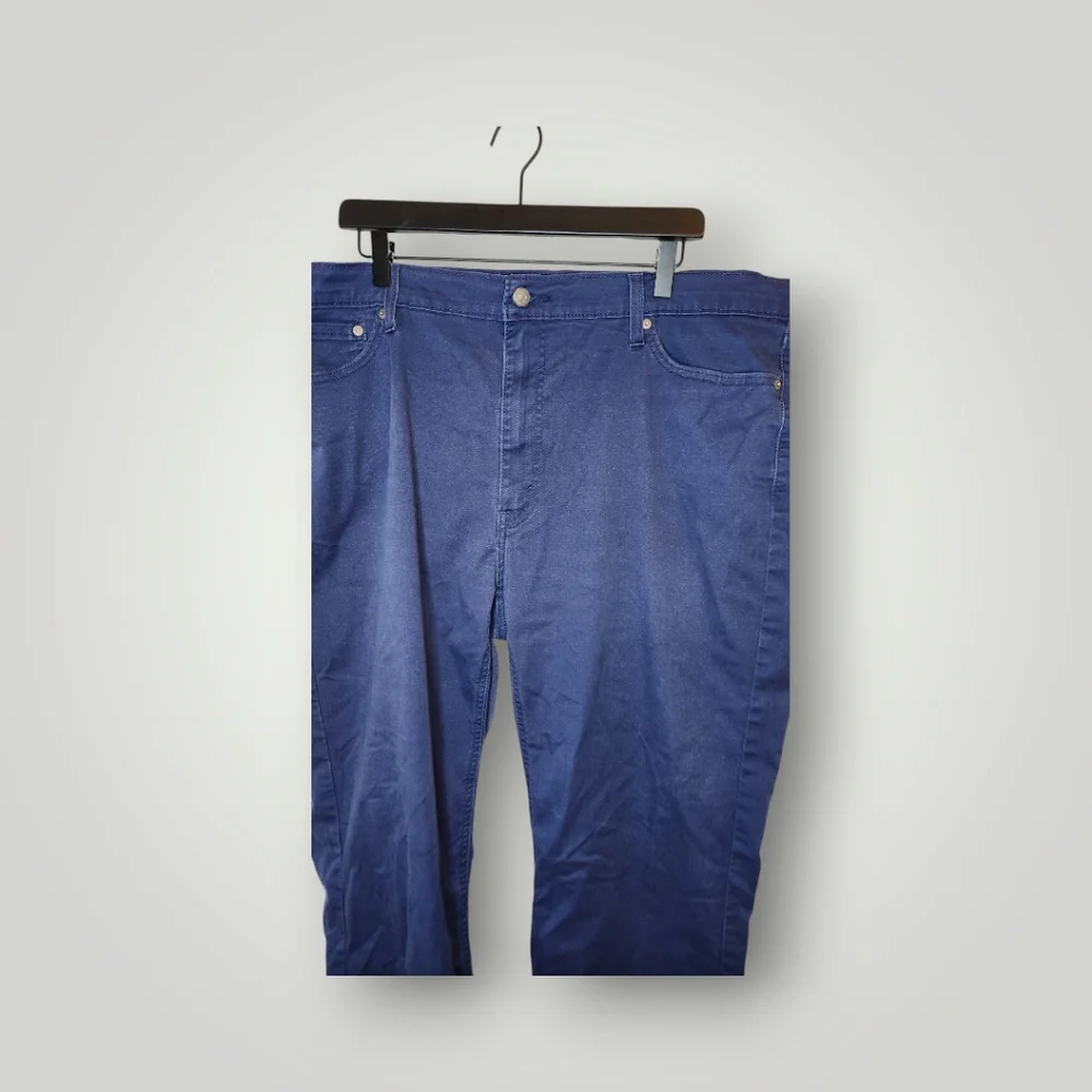 Levi's 541 blue all season tech slack pants w 42 L 34